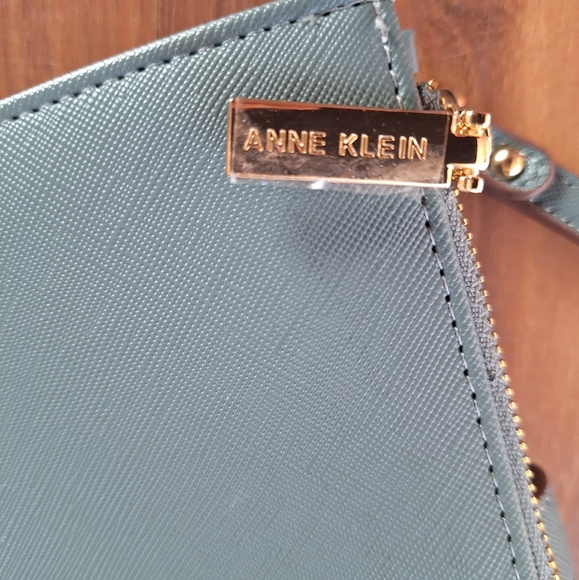 Anne Klein Wallet - Picture 7 of 8